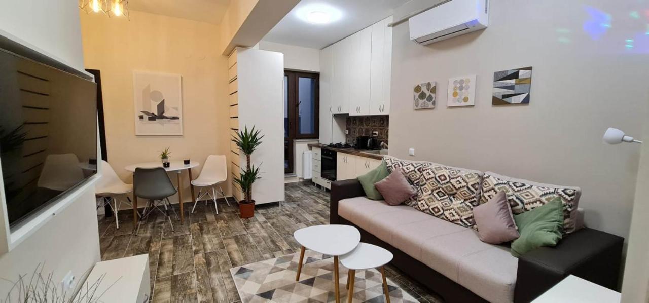 Designed Like Home Apartment Near Palas Mall ヤシ エクステリア 写真
