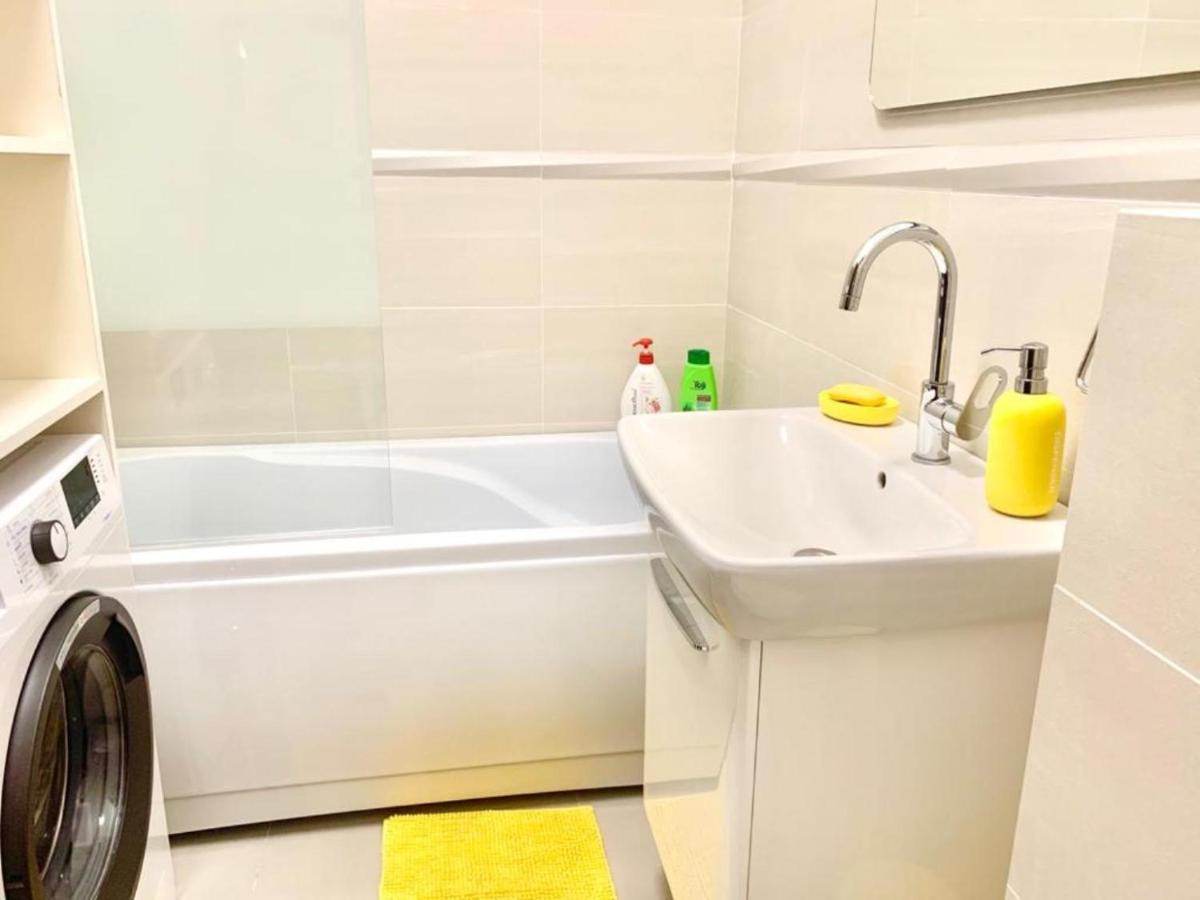 Designed Like Home Apartment Near Palas Mall ヤシ エクステリア 写真